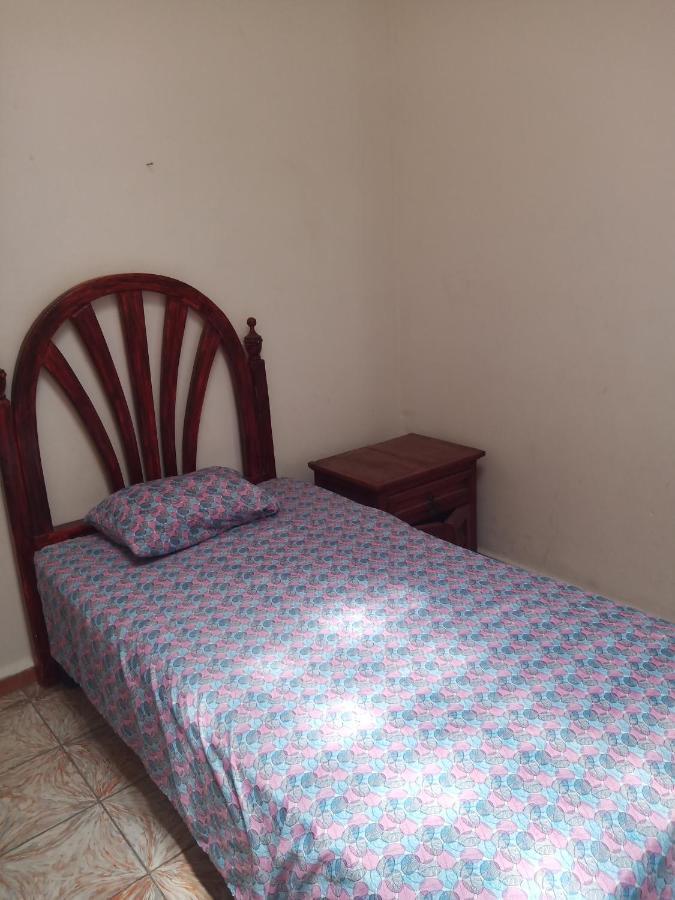 Quiroz House Hotel León Buitenkant foto