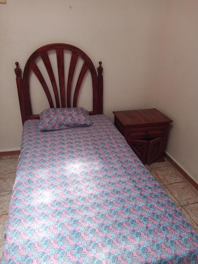 Quiroz House Hotel León Buitenkant foto